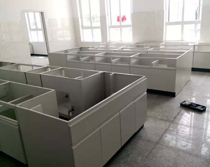 保定全鋼實驗臺安裝現(xiàn)場